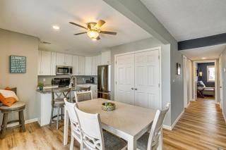 Pool Access and Lake Views Osage Beach Family Gem - Osage Beach - 9