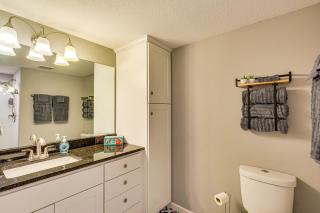 Pool Access and Lake Views Osage Beach Family Gem - Osage Beach - 1
