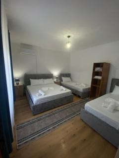 Guesthouse the peaceful of Koman - - 9