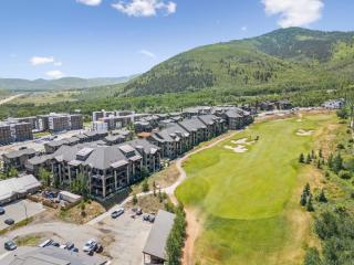 Modern Mountain Escape at Blackstone Walk to the Slopes - Park City - 4