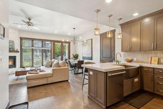 Modern Mountain Escape at Blackstone Walk to the Slopes - Park City - 1