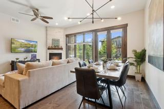 Modern Mountain Escape at Blackstone Walk to the Slopes - Park City - 9