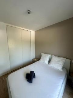 Logement paisible avec piscine - Cannes - 8