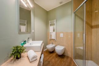 Duomo Apartments B Home - Two Bedrooms & Bathroom - 7