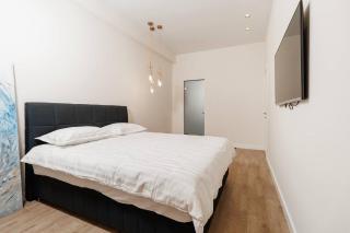 Luxury 2- Bedroom with Balcony in Prime Location - Chişinău - 5