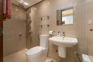 The Amber Room at 38th Park Avenue IT Park Cebu - Walk to Ayala and Cafes with fast WiFi - 9