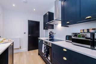 Charming 1Bedroom Apartment on Nunnery Lane, Sleeps 3, Central Location - 8