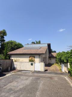 Grand 2 pièces pour 4 personnes avec jardin - Eysines - 2