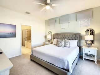 5BR Resort Home Pvt Pool BBQ - Kissimmee - 2