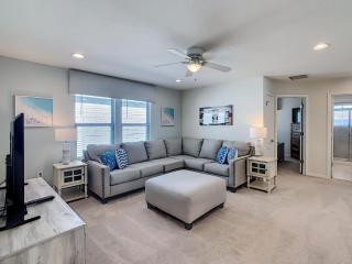 Price Drop! OCT-NOV Book Now - 5BR Pool - Windsor Westside! - 7