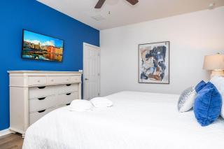 7BR Dream Home - Cinema, Game Room, Themed Rooms & Hot Tub! - 3
