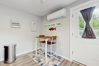 Garage Suite - Oak Bluffs - 5
