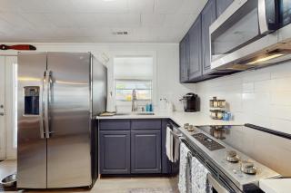 Sandy Swan - Oak Island - 5