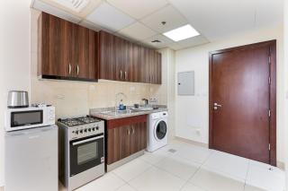 Modern Studio Near Dubai's Top Golf Courses - 4