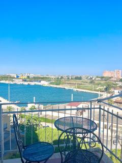 MyPuglia, Central Sea-View Suites in Brindisi - Brindisi - 0