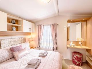 2 Bed in Newborough 82559 - Brynsiencyn - 4