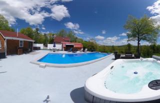 Cozy Stay. Shared Hot Tub, Views, Pool & Fire Pits - Bucksport - 1