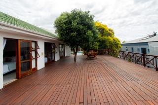 Coastal Villa - East London - 7