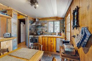 Wildwood Cottage - Idyllwild - 2