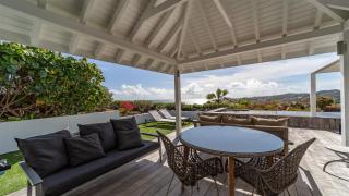 Perfect getaway villa in a quiet neighborhood - 1