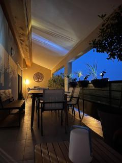 Appartement standing 110 m2 Terrasse parking privé et Wifi gratuit - LʼIsle-sur-la-Sorgue - 9