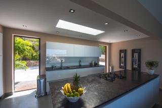 Serenity Villa nestled atop a Small Hill in Petit Cul de Sac - Petit Cul de Sac - 3