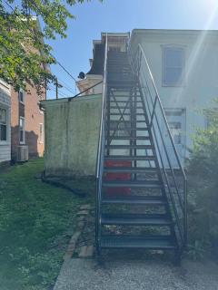 Third Floor loft 2bed 1 bath Historic district - - 6