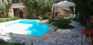 Royal Lella - - 2