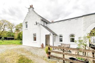 Spacious Argyll Farmhouse in an Idyllic Setting - Dunoon - 0