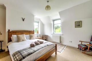 Spacious Argyll Farmhouse in an Idyllic Setting - Dunoon - 8