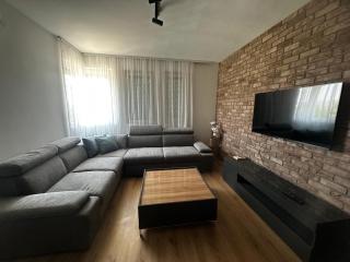 Crystal Lux - Veles - 6