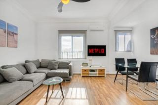 Central Apartment 2 bedrooms Netflix WIFI And Parking - Gandía - 0