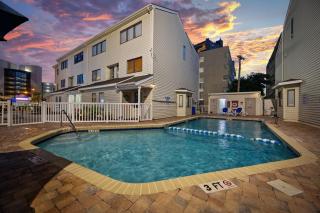 Sea Therapy Private Patio Half Block to Sea - Myrtle Beach - 9