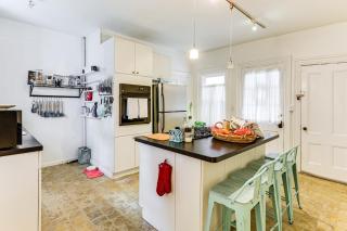 1 Mi to Needham Center Square Pet-Friendly Apt! - 9