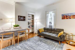 1 Mi to Needham Center Square Pet-Friendly Apt! - - 7