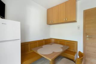 Apt Hofer Monika - 1