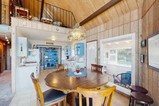 Harbor House - Brookings - 2