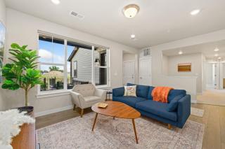 Northfield Hideaway, King Suite, EV, Pet-Friendly - 5