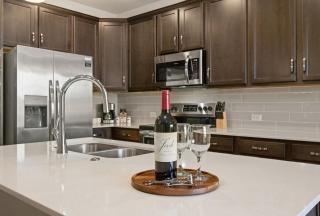 Northfield Hideaway, King Suite, EV, Pet-Friendly - 4