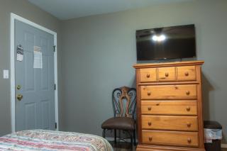 Lakeview Room Twin Beds - 21 - Mead - 1