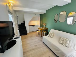 Maison de village - Centre Pérols, terrasse, wifi - Rue calme - 6