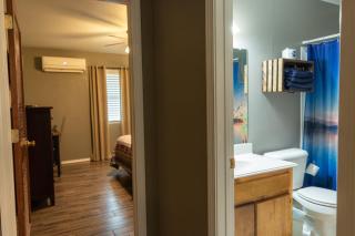 Lakeview Room 2 Queens - 22 - Mead - 4