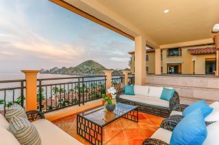 Exclusive Beach Penthouse Jacuzzi & Private Access - Cabo San Lucas - 0
