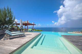 Nestled on a Hill Villa with Amazing Views and Grand Piano - Gustavia - 0