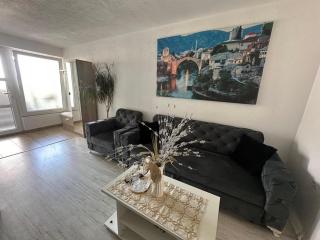 Galaxy Apartment near Old Brige - 3