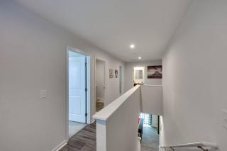 4BR 2 and Half BA Family Retreat - Columbia - 3