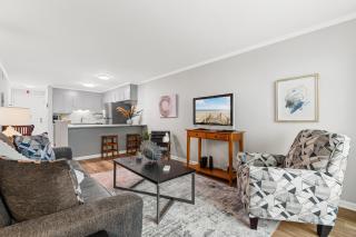 Beachside Hideout by myBeach Vacation Rentals - Myrtle Beach - 3