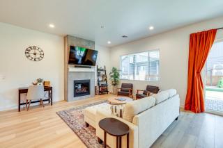 3 Mi to Dtwn Flagstaff Family Retreat with Patio - 7