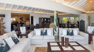 Private Villa With Astonishing View Of Hills - Pointe Milou - 8