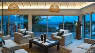 Private Villa With Astonishing View Of Hills - Pointe Milou - 2